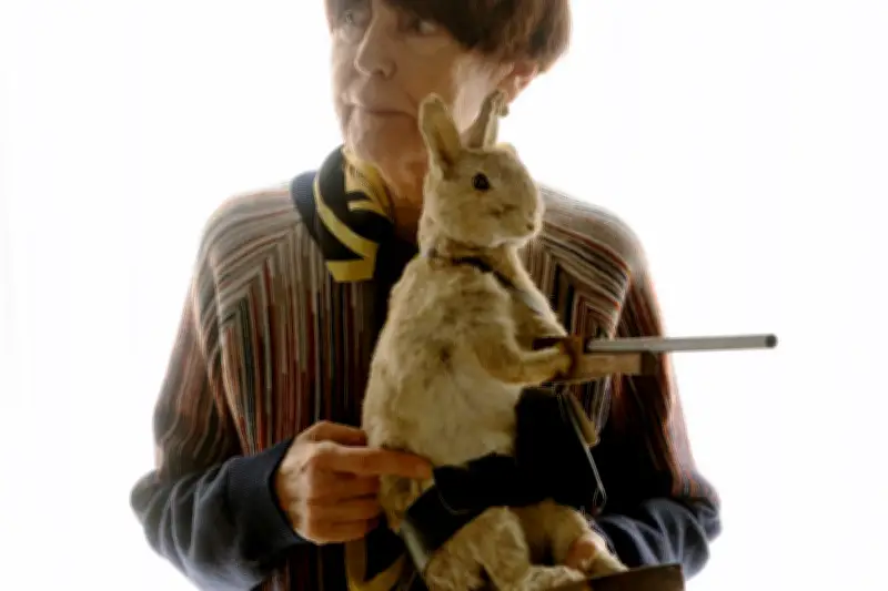 Annette Messager expose son bestiaire fantastique au Musée de la Chasse et de la Nature