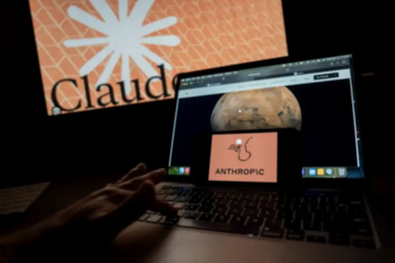 Anthropic confronté à des fuites de projets secrets après une erreur humaine
