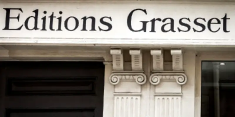 Après le départ d'Olivier Nora, la difficile gestion des droits d'auteur chez Grasset