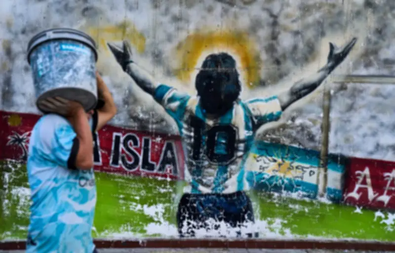 Argentine : le second procès de l'équipe médicale de Maradona s'ouvre dans l'ombre du deuil