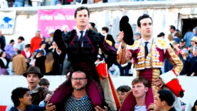 Arles : Luque et Rufo triomphent lors de la corrida de Pâques