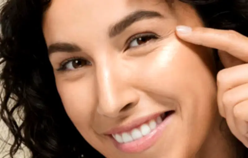 Aroma-Zone : les produits phares pour une peau éclatante et des cheveux renforcés