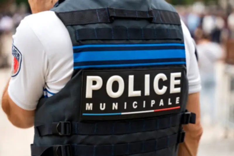 Arrestations de policiers municipaux à Villeneuve-Saint-Georges : la maire LR au cœur de la polémique