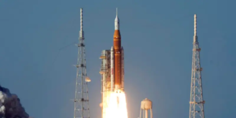 Artemis 2 : Lancement réussi, le vaisseau Orion poursuit son orbite terrestre