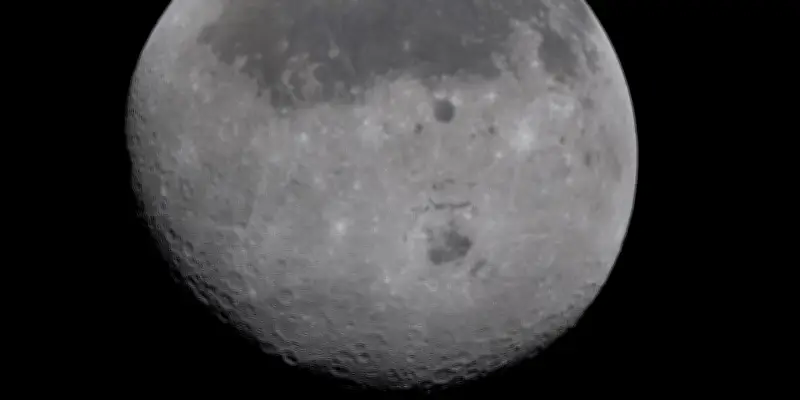 Artemis 2 : les images époustouflantes de la mission historique autour de la Lune