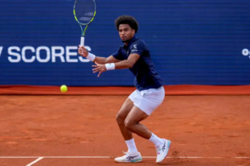 Arthur Fils élimine Rafael Jodar et rejoint la finale de l'ATP 500 de Barcelone