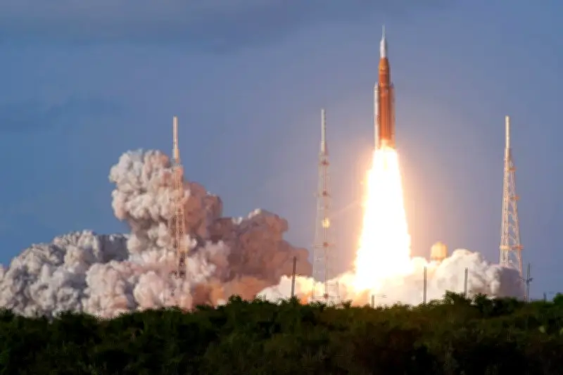 Artémis 2 en orbite terrestre : l'équipage entame son voyage historique vers la Lune