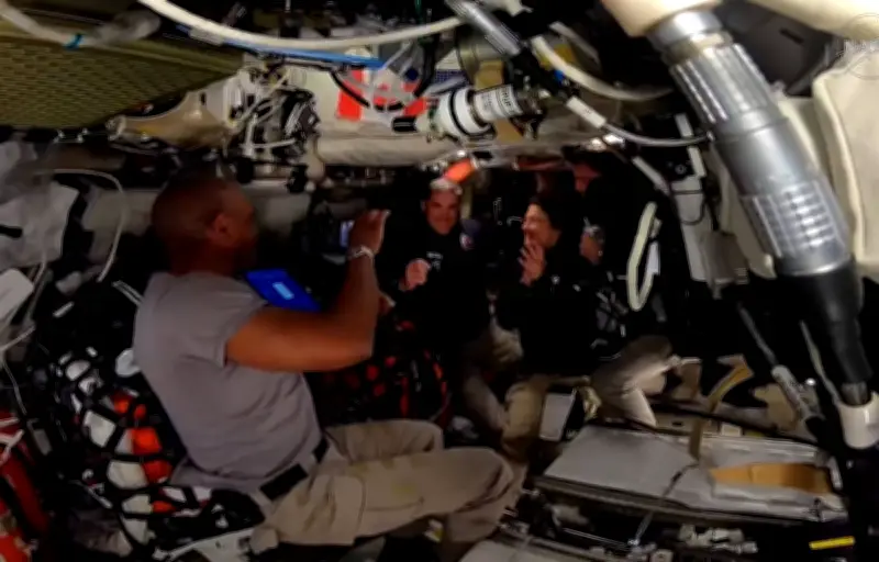 Artémis 2 : les astronautes entrent dans la sphère d'influence lunaire pour un survol historique