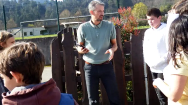 Atelier Chimères & Environnement au collège avec l'artiste Vincent Pouydesseau