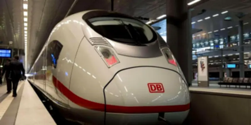 Attaque au couteau et engins pyrotechniques dans un train allemand : 12 blessés