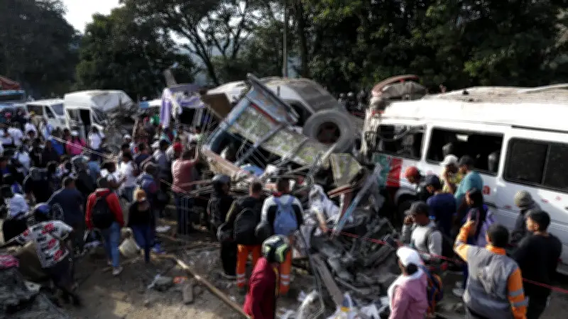 Attentat en Colombie : 14 morts, la dissidence des Farc accusée