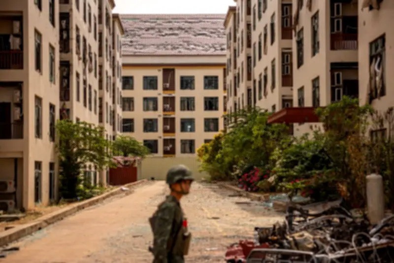 Au Cambodge, plongée dans les centres d'escroquerie en ligne qui exploitent des milliers de victimes