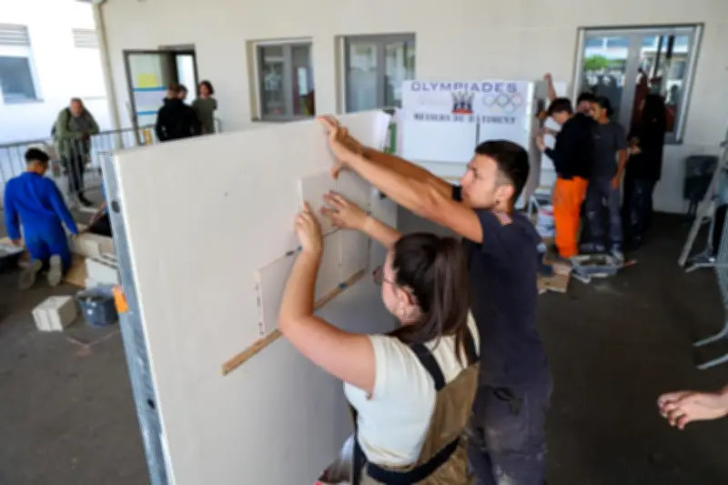 Au Muy, des collégiens de Segpa s'initient à la maçonnerie, maintenance et cuisine