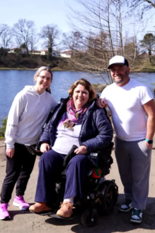 Avec Isa contre la SLA lance un appel à candidatures pour aider les malades de Charcot