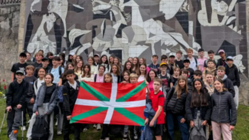 Aventure basque pour 58 collégiens de Coutach : immersion et découvertes