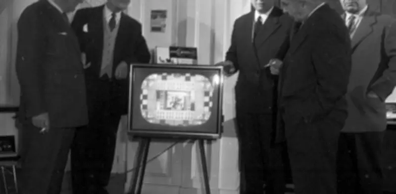 Avril 1956 : Le général Leschi annonce l'arrivée de la télévision à Bordeaux