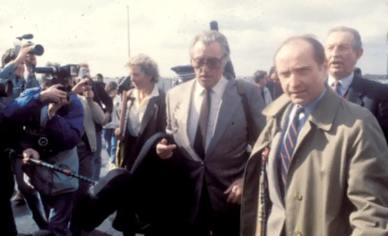 Avril 1986 : Robert Mitchum illumine le Festival du film policier de Cognac