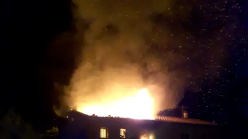 Bagard : une maison ravagée par un incendie, aucun blessé grave
