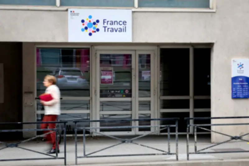 Baisse inattendue du chômage : moins de 2,3 millions de chômeurs