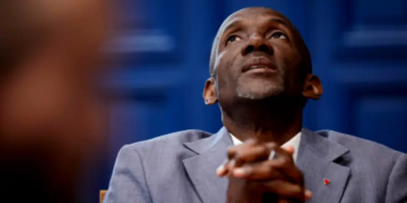 Bally Bagayoko visé par des propos racistes : une atteinte au pacte républicain