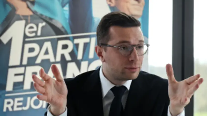 Bardella dénonce le recul de Lecornu sur le travail le 1er mai et qualifie Faure de "Premier ministre"