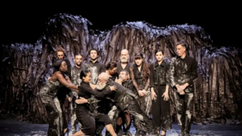 Baro d'Evel mêle céramique, cirque et danse dans 'Qui som ?' au Domaine d'O