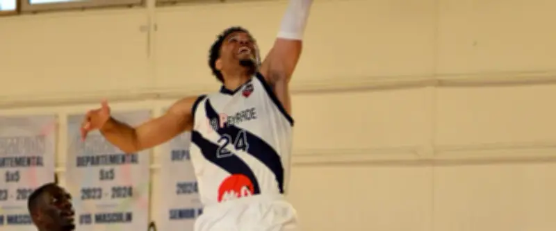Basket-ball N3 : Frontignan face à Riorges pour un match crucial pour le maintien