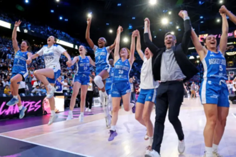 Basket Landes remporte la Coupe de France devant ses supporters