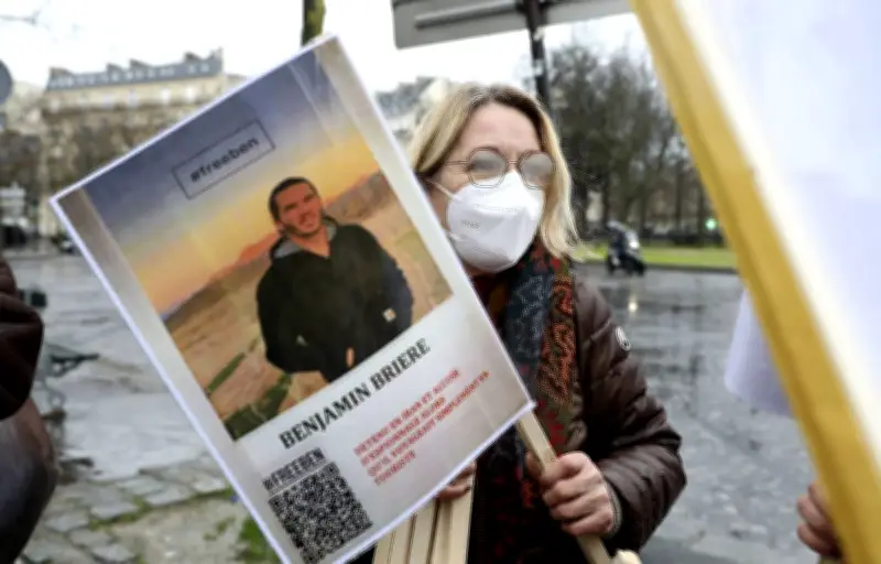 Benjamin Brière dénonce l'errance administrative des otages libérés