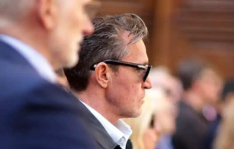 Benjamin Castaldi : la télévision n'est pas finie, mais il se tourne vers le théâtre