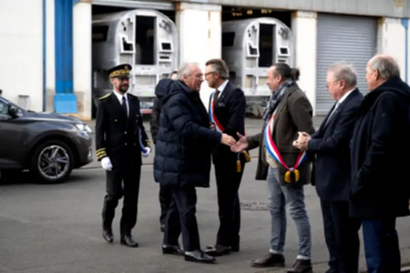 Benoît Biteau, député écologiste, s'impose dans le débat sur le futur hôpital de La Rochelle