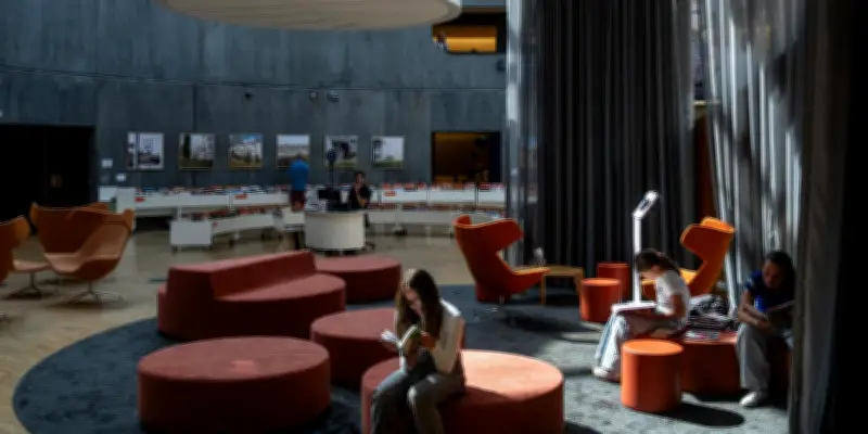 Bibliothèques et médiathèques : 100 millions d’entrées, un succès fragile