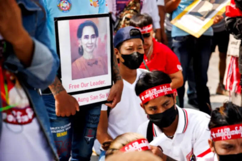 Birmanie : la junte décrète une amnistie tactique, Aung San Suu Kyi reste incarcérée