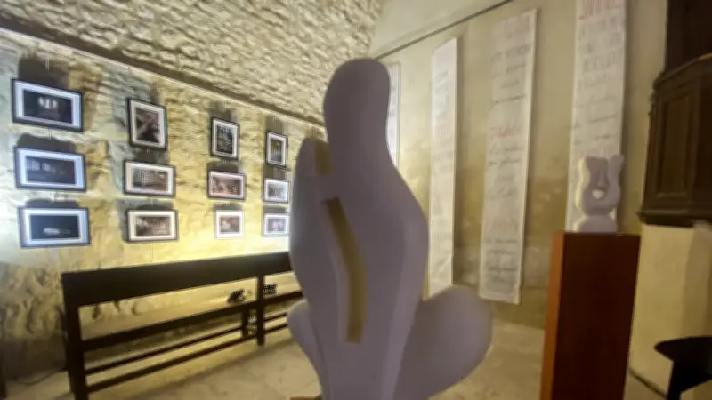 Blauz'arts : 10 artistes exposent au temple de Blauzac pendant 10 jours