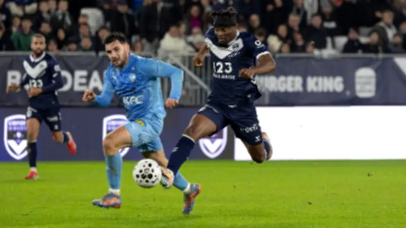 Bordeaux renverse Dinan et garde espoir de montée en Ligue 3