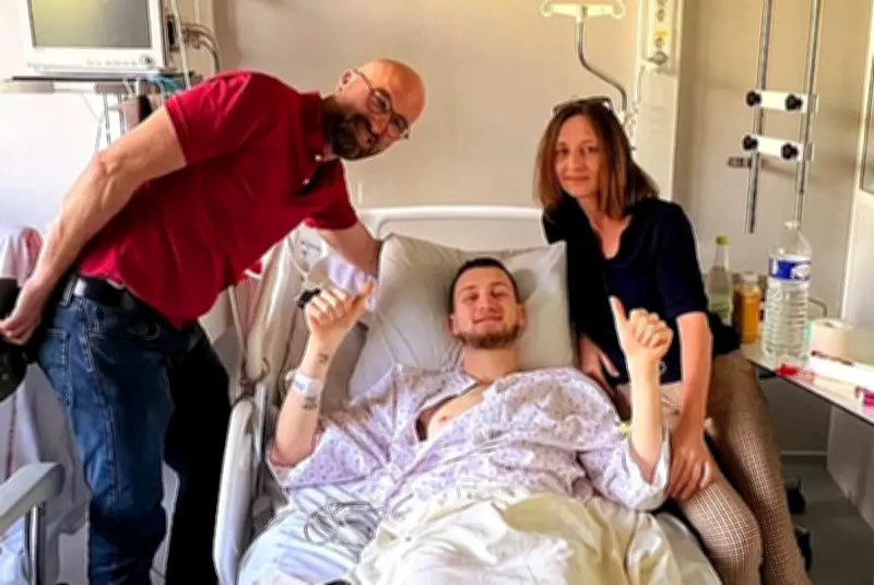 Bordeaux : un jeune miraculé rencontre le médecin qui l'a sauvé d'un arrêt cardiaque