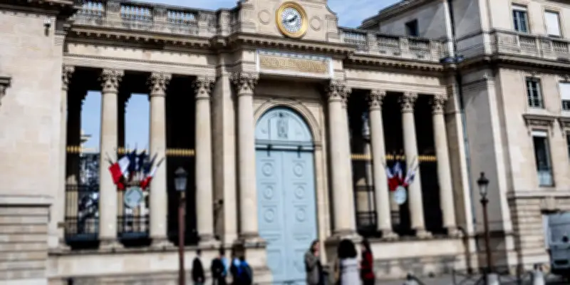 Boulangeries ouvertes 7 jours sur 7 : la proposition de loi retirée de l'ordre du jour