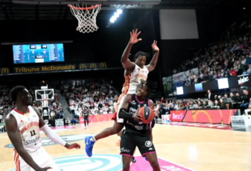 Boulazac Basket Dordogne vise les play-offs en Betclic Élite avec une défense redoutable
