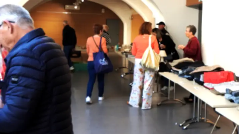 Braderie de la Croix-Rouge à Saint-Gilles : succès pour la seconde main