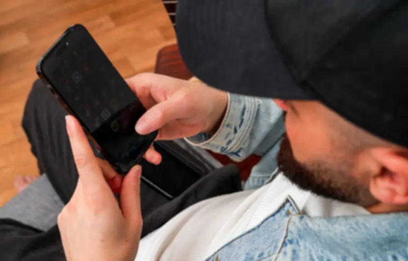 Brésil : des vidéos misogynes virales sur TikTok incitent à des féminicides