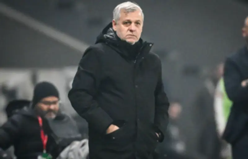 Bruno Genesio, touché par le soutien de ses joueurs après le décès de son père