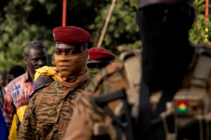 Burkina Faso : HRW révèle les massacres croisés de civils par l'armée et les jihadistes