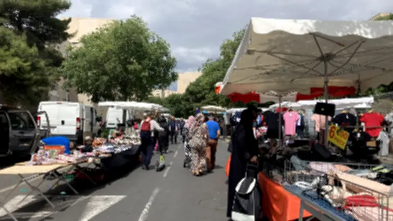 Béziers : une voiture percute cinq personnes sur le marché de la Devèze