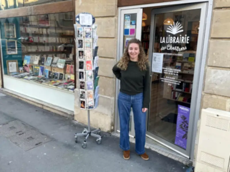 Camille Teste présente son essai sur la bisexualité à la librairie des Chartrons