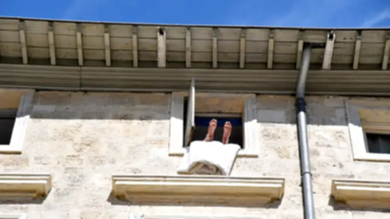 Canicule : vos voisins font l'amour fenêtres ouvertes ? Racontez-nous