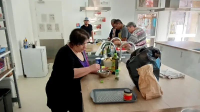 Capestang : un atelier cuisine solidaire pour renforcer les liens et l'autonomie alimentaire