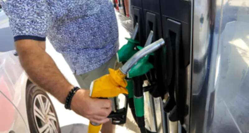 Carburants dans les Landes : prix élevés et résignation face à la crise
