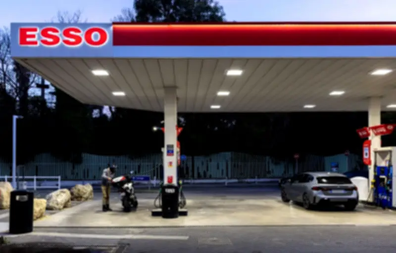 Carburants : la grande distribution défend ses marges face aux raffineurs et à l'État