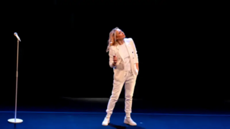 Caroline Vigneaux : "À la cinquantaine, je suis arrivée au sommet de ma vie"