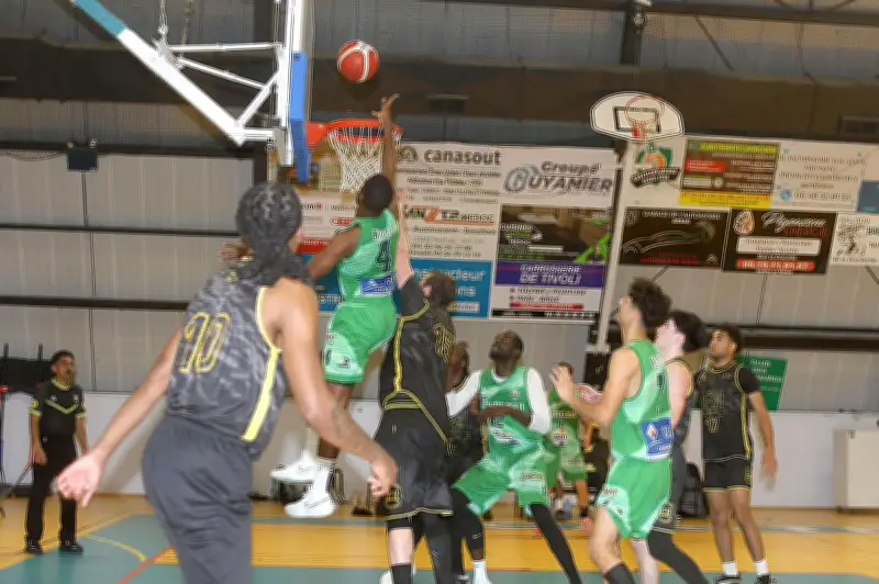 Castelnau BC domine les Chartrons et vise la finale de la Coupe de Gironde